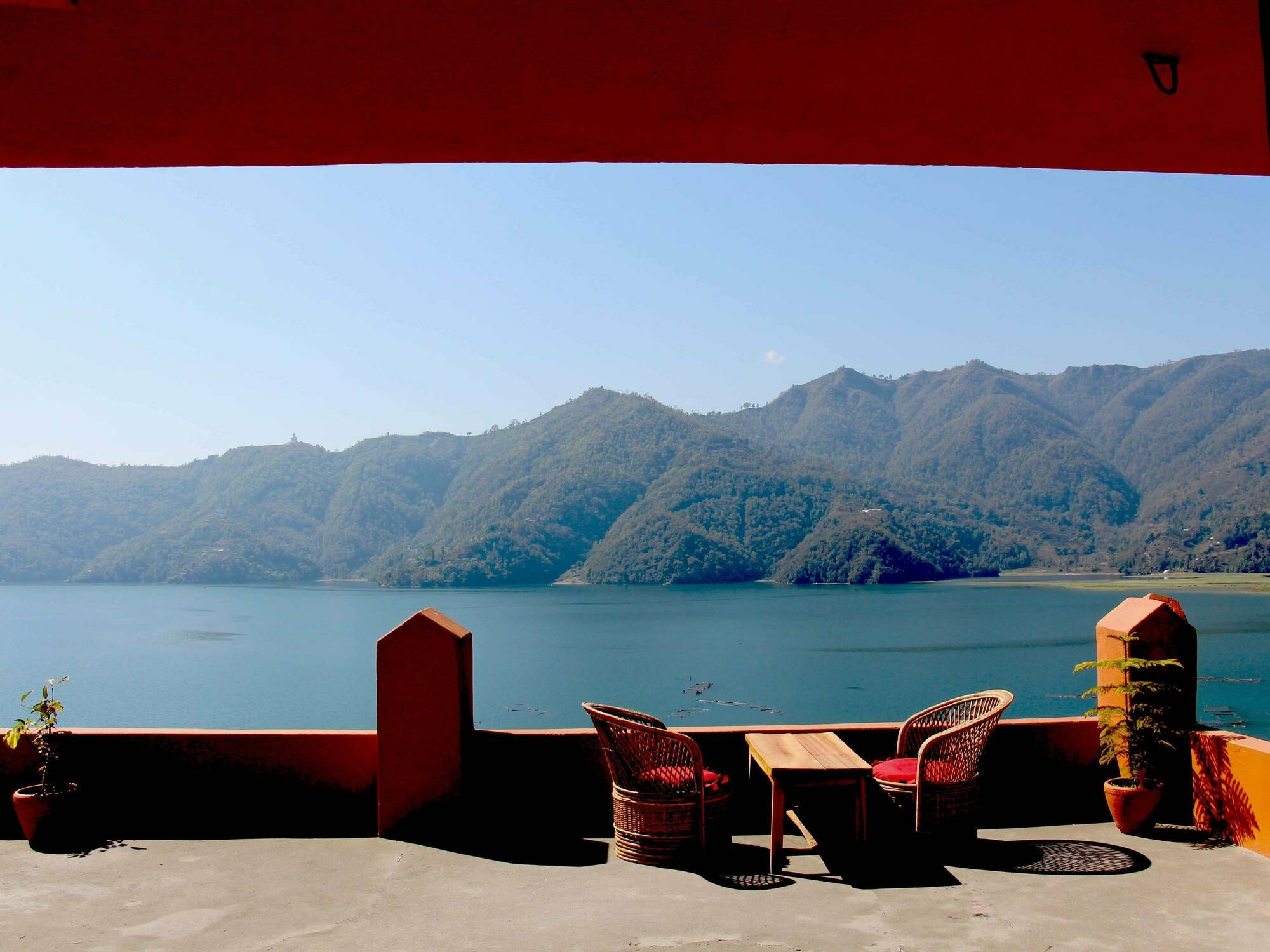Nar-Bis Hotel Pokhara Esterno foto